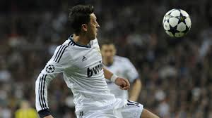 Real madrid midfielder mesut ozil has confirmed that he will not be leaving the spanish champions over the january transfer window—or any transfer as the guardian noted earlier in the week, ozil was believed to have been in a dispute with real madrid manager jose mourinho regarding an. My Father Deleted My Twitter Mesut Ozil Reveals Tumultuous Relationship Goal Com