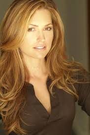 Laura Stone's Instagram, Twitter & Facebook