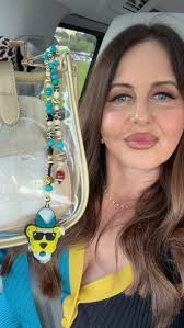 Jag accessories 🐆 @ GigiBeadJewelry.Etsy.com DM for this one  #jewelryofinstagram #bagcharm #bagcharms #jaguars #jaxondeville