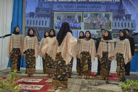 Sama dengan sma pada umumnya di indonesia masa pendidikan sekolah di sman 9 bandar lampung ditempuh dalam waktu tiga tahun pelajaran, mulai dari kelas x sampai kelas xii Sma Negeri 3 Bandar Lampung Gelar Pelepasan Siswa