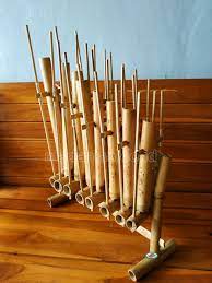 Berikut di bawah ini 7 jenis alat musik tradisional dari provinsi nusa tenggara barat. Distributor Alat Musik Tradisional Angklung Nusa Tenggara Barat