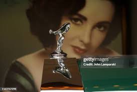 64 Rolls Royce Silver Cloud Ii Stock Photos, High-Res Pictures, and Images 