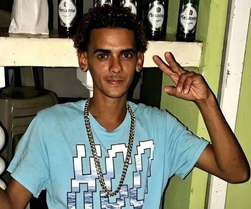 ramon_tolentino1 Después haber estado revisando la misteriosa desaparición  del joven Albert de Jesús Aracena, según información la última vez que lo  vieron fue en un lugar llamado “La Piscina New York”, en