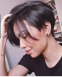 Short Hairstyle Cabelo Curto On Instagram Can You Create The Caption For Me Palomaabessa First Time Short Hair Designs Short Hair Styles Hair Styles