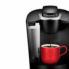 How they work all you need to do is insert a sealed cup, pod or disc of grounds into the machine, add water to the reservoir, press a button and wait about a minute for brewing. Keurig K Classic Single Serve Coffee Brewer Black 1 Ct Kroger