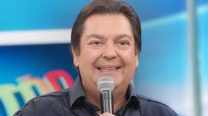 Todos nós sabemos muito bem que faustão é casado com luciana cardoso, desde 2002. Faustao Nao Esta Internado Com Covid 19 Apresentador Foi A Hospital Para Tratamento De Rotina Tv E Lazer Extra Online