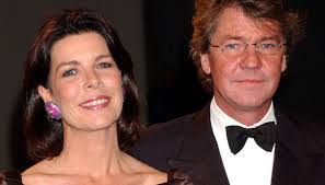 Carolina Ernst's Instagram, Twitter & Facebook