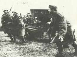 The evzones were an elite corp of light and mountain infantry, like the german jaeger or the italian alpini. Greek Armed Forces 1940 41 Ww2 Weapons