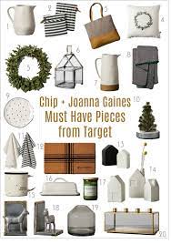 Everyone Loves Chip And Joanna Gaines And Magnolia These Are A Few Of Our Favoites From Industrial Farmhouse Decor Farmhouse Style Decorating Magnolia Homes