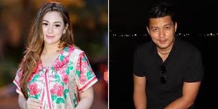 Percaya stefan william, celine evangelista kesal suami terus dikaitkan dengan natasha wilona. Rumah Tangganya Dengan Stefan William Bermasalah Celine Evangelista Curhat Panjang Lebar Ke Mantan Suami Kapanlagi Com