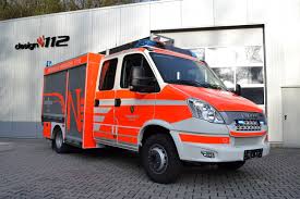 Zusatzausstattung ist eine kettensäge mit zubehör, sowie vier atemschutzgeräte mit. 2 Neue Tsf W Der Feuerwehr Wiesbaden Im Neuen Design Der Feuerwehr Design112 Blog