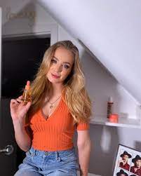 W końcu wróciliśmy na plan „kowalscy kontra kowalscy pasują mi oksy nikodema? Wiktoria Gasiewska W Samych Koronkach Coraz Lepsze Te Twoje Zdjecia Chwala Fani