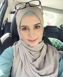 Sebelum ini astro gempak pernah mendedahkan tentang tarikh. Biodata Deena Emir Isteri Saharul Ridzwan Myzons