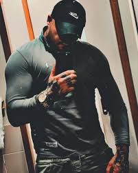 Los 90 😅. Steven Grose Julie Grose Lara Cowell Leah GK