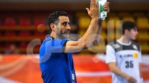 أعلن الجهاز الفني للمنتخب المصري لكرة اليد، بقيادة الإسباني جارسيا باروندو، قائمة المنتخب لمواجهة مقدونيا، ضمن مباريات الجولة الثانية للمجموعة السابعة. Ø§Ù„ÙˆØ·Ù† Ø³Ø¨ÙˆØ±Øª Ø¨Ø¯ÙˆÙ† Ø§Ù„Ø¯ÙˆÙ„ÙŠÙŠÙ† 20 Ù„Ø§Ø¹Ø¨Ø§ ÙÙŠ Ù…Ø¹Ø³ÙƒØ± Ù…Ù†ØªØ®Ø¨ Ø§Ù„ÙŠØ¯ Ø§Ø³ØªØ¹Ø¯Ø§Ø¯Ø§ Ù„Ù„Ù…ÙˆÙ†Ø¯ÙŠØ§Ù„