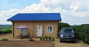 Unser Singlehaus Bietet Viele Vorteile Gegebenuber Einer Mietwohnung Raumaufteilung Grosse Und Ausstattung Konnen Nach Den E Singlehaus Haus Bungalow Minihaus