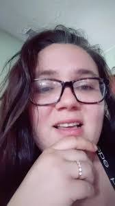 Kayla Merrick's Instagram, Twitter & Facebook