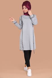 Yeni Urun Biyeli Tunik Gri Urun Kodu Biss7664 39 90 Tl With Images Hijab Fashion Knit Fashion Muslim Fashion Hijab