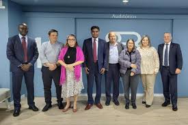 ABES recebe comitiva da IWA e promove encontros com autoridades para  futuras iniciativas no Brasil - ABES