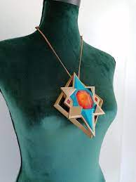 Runescape On Twitter Master Cosplayer Willowcreative Harnessed The Power Of The Alchemical Hydrix To Create These Two Incredibly Beautiful Pieces Of Jewelry Inspired By The Brooch Of The Gods And The Essence