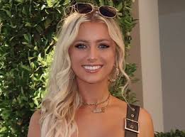 The Best Ways to Wear Plaid This Season, According to Influencers