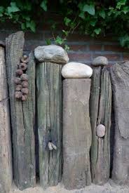 Holzbalken In Szene Gesetzt Karin Urban Naturalstyle Garten Recycling Krautergarten Design Holzbalken