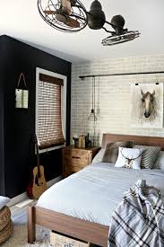 Aussi confortable qu'esthétique, vous succomberez aux lignes rondes et modernes du canapé 3 places + 2 places + 1 place noir et rouge. 1001 Idees Comment Amenager La Chambre Ado