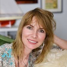 Debbie Caves's Instagram, Twitter & Facebook