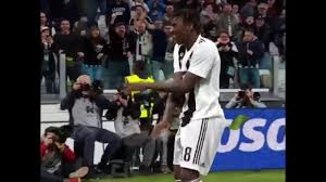 Borussia dortmund tweet picture of marco reus mugging off leonardo bonucci. Moise Kean Goal Joy Dance Juventus Youtube