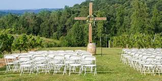 Located on a large expanse of land, the ashton cole place offers a picturesque setting for your magical day. Page 5 186 Affordable Atlanta Wedding Venues 186 Venues