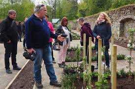 Www Ippenburg De Mundraubgarten Garten Schule Impressionen