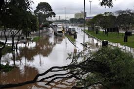 Resultado de imagem para chuva em sp