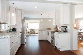 Check spelling or type a new query. Open Floor Plan In Sharkey Grey And Moon White Granite Klassisch Kuche Minneapolis