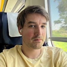 David Dul's Instagram, Twitter & Facebook