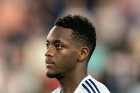 Raw, quick and physical: What to expect from Aston Villa's new signing Jhon  Duran