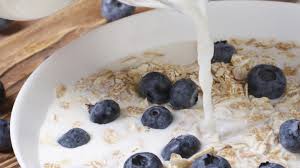 Ihr sohn benötigt nur noch 400 bis 500 ml/g milch und „milchhaltiges (wie milchbrei). Grundnahrungsmittel Kuhmilchsorten Im Uberblick Eltern De