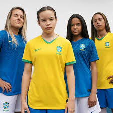 Convocadas para jogos nos eua. Selecao Feminina Ganha Camisas Sem Estrelas Do Masculino Veja Fotos Galerias