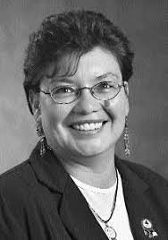 She Looks For News”