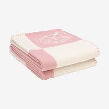 Measures 53.1 long x 66.9 high. Adada Avalon Blanket Hermes Canada