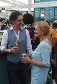 Informatii proaspete culese de jurnalisti cu experienta editoriala! Lavinia Petrea Prima ApariÅ£ie La Un Eveniment Monden Cu SoÅ£ul Procuror Foto