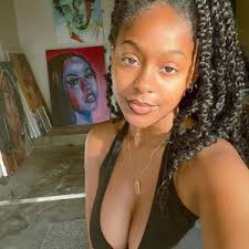 Deja Thomas (@deja.thomas5)