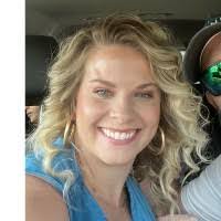 Jocelyn Tanner's Instagram, Twitter & Facebook