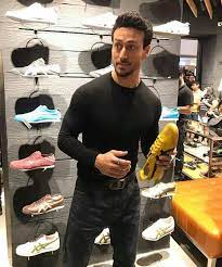 We did not find results for: Tigerjackieshroff At The Launch Of Japanese Shoe Wear Brand Tigershroff Launch Shoe Japanese Bollywood Bolly How To Wear Product Launch Tiger Shroff