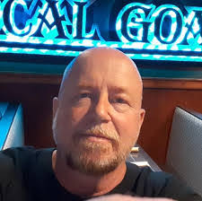 Dwight Ryals's Instagram, Twitter & Facebook