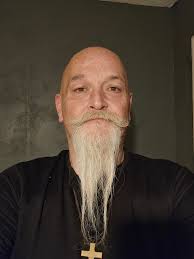 Hi all! I just wanted to introduce myself and share a photo that I took of  doodle while waiting for forty match yesterday