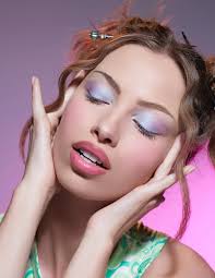 Y2K for today collection. Always enjoy making art with photographer Michael  Dirlam & makeup artist @christophermilesmakeup special thanks to  @tidalhairsticks for the beautiful hair accessories #robearhair  #robearlanderos #EmmyWinner #4timesnominated ...