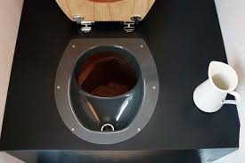 Unsere Toilette Im Schrebergarten Frau Meise Komposttoilette Schrebergarten Gartentoilette