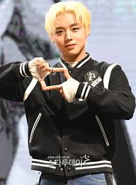 According to our records, he has no children. Park Ji Hoon The New Song Gotcha Is Characterized By Intensity Not Innocent And Pure Mottokorea