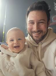 Quick update from me: I've jumped into Swag N Send full-time! When I took  this selfie a few weeks ago with Zach, I thought announcing this with our  matching Swag N Send