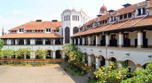 On the contrary, not with the impression of a ghost. Lawang Sewu The Little House Of Horrors